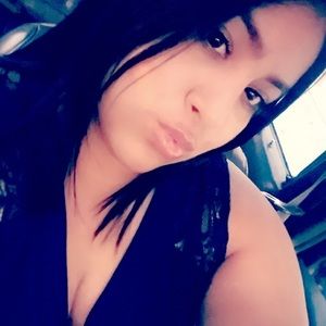 Meet your Posher, Vivian